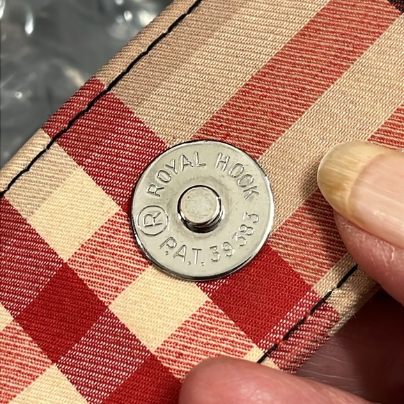 Burberry Red House Check Tote - Picture 4 of 11